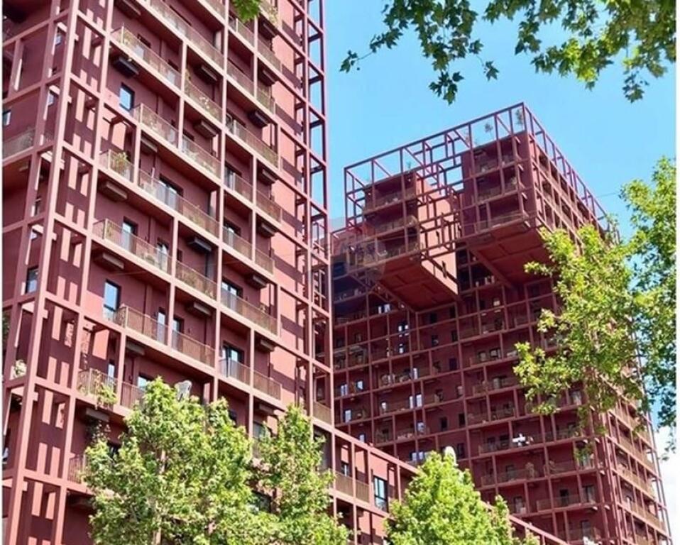 Ufficio 3+1+2 in Affitto Garden Building, Via Kavaja