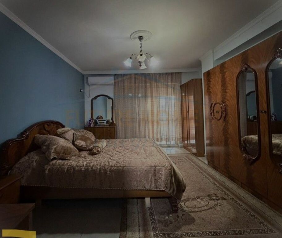 Shitet, Apartament 2+1+2, Vasil Shanto, Tiranë.