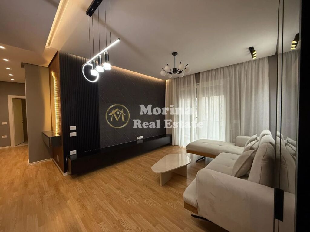 Rent | Apartment 2 + 1 | Center | 1200 €/month