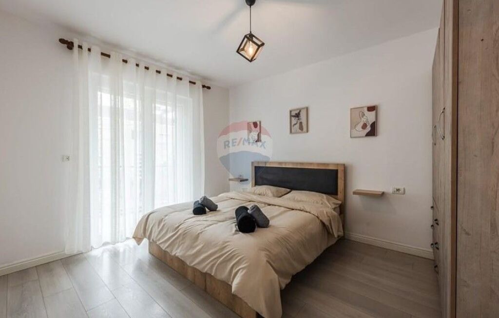 Jepet me qira apartament 2+1 te Pazari i Ri