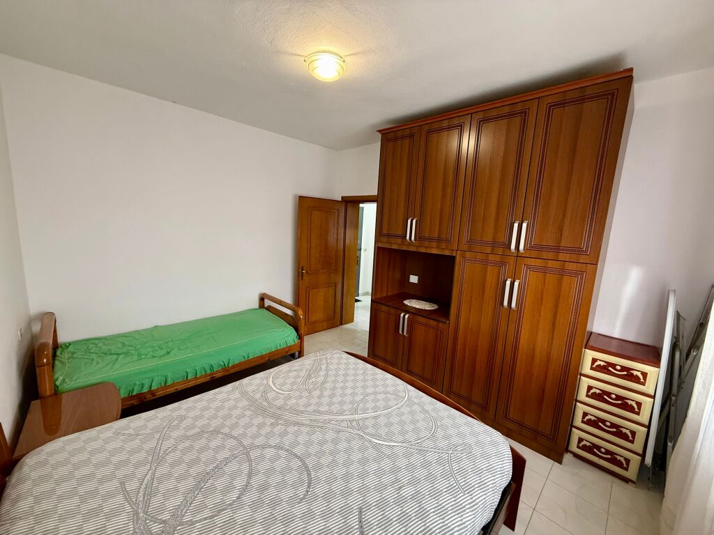 📣 AFFITTO Appartamento 1+1 Con Cucina Inclusa 📍 Vicino all'Istituto di Igiene, Ambasciata Americana 🛣️ Via "Qamil Guranjaku" ✨