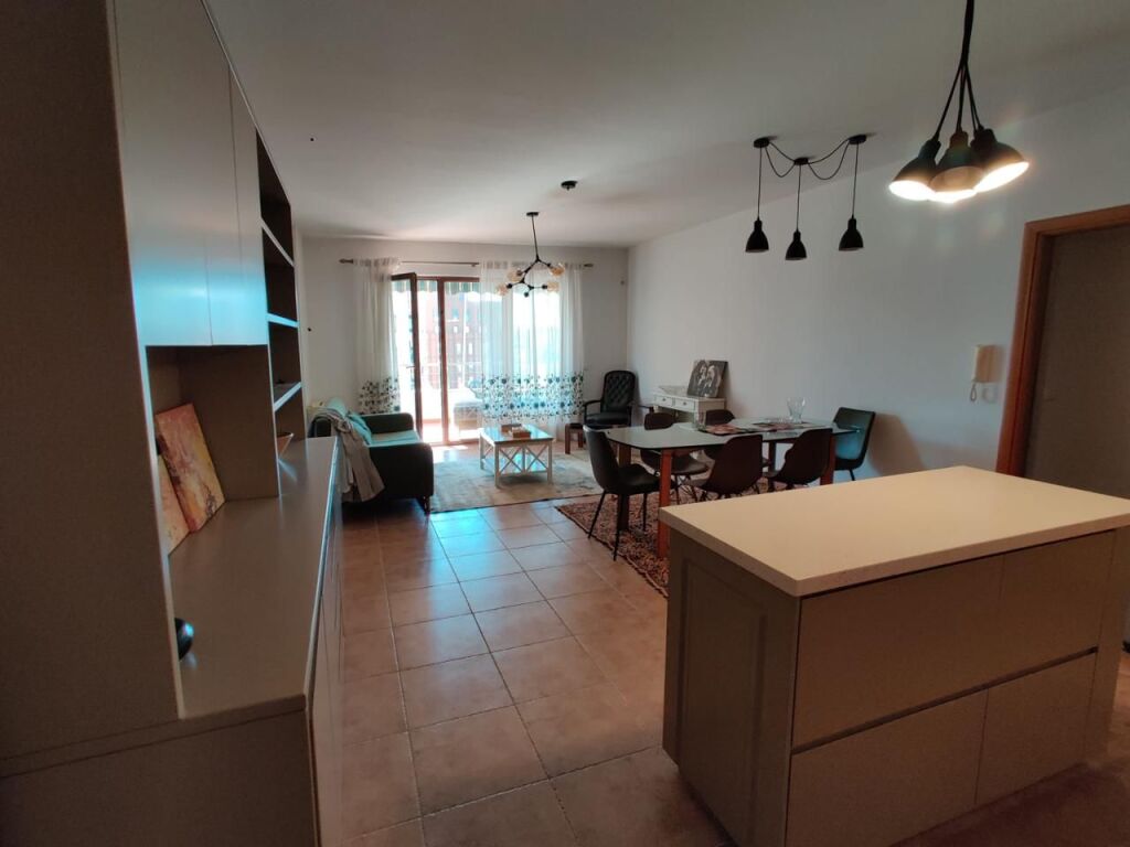 APARTAMENT 2+1 , TE RRUGA E KAVAJËS ‼️