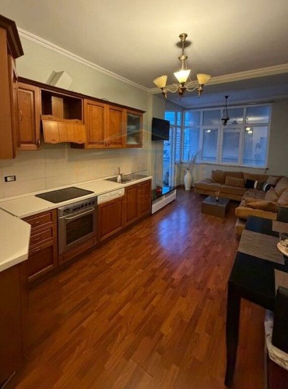 Qera, Apartament 2+1, Bllok