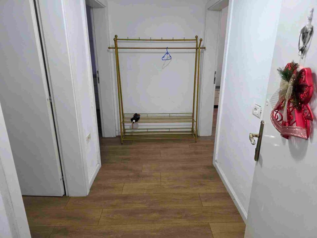 🏠 Jepet me qira apartament 2+1