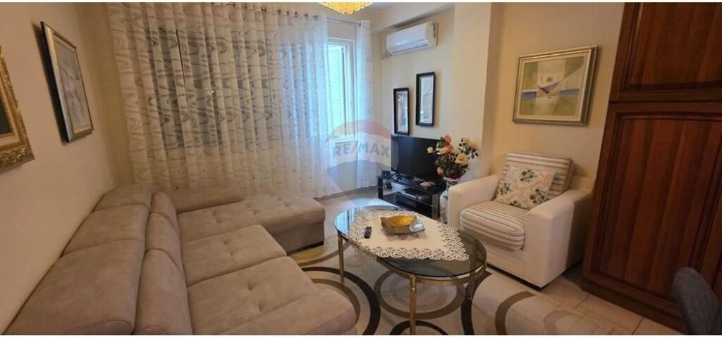 JEPET ME QIRA APARTAMENT 1+1 I MOBILUAR – BLLOK