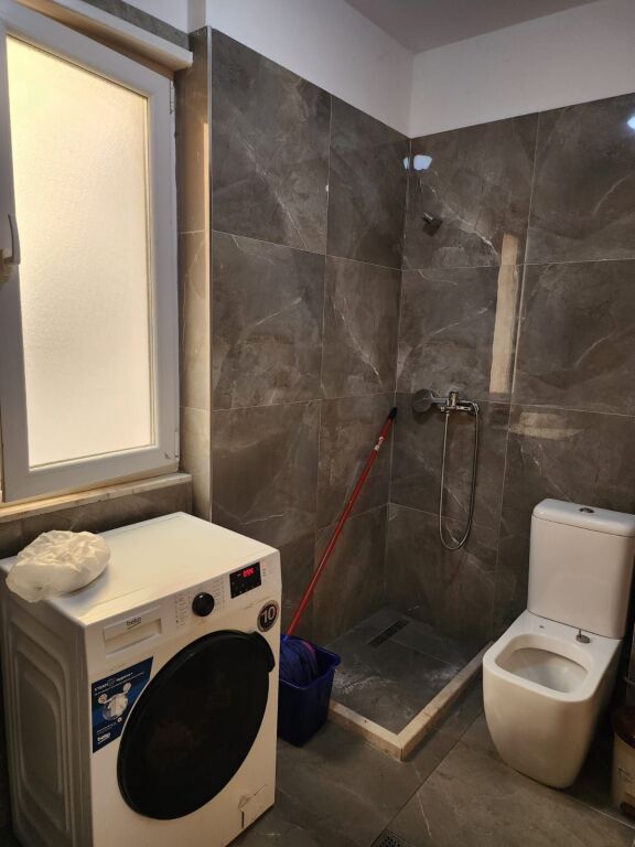 Apartament 2+1 per qera tek Platea ne Fresk