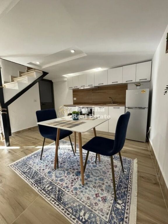 Qera | Dupleks 1 + 1 | Rruga e Durrësit | 500 €/muaj