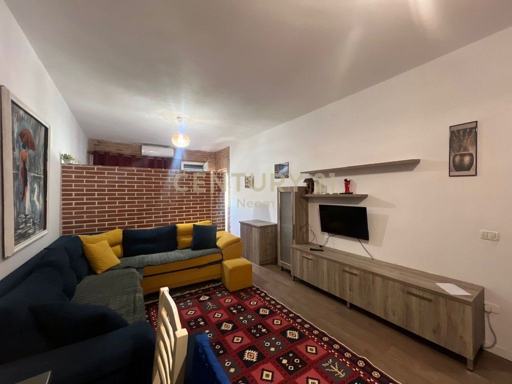 Apartment 2+1 for rent near Cabej buildings 350 € /Month