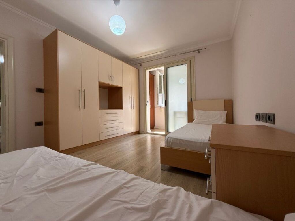 Apartament 2+1 per shitje siper Spitaleve