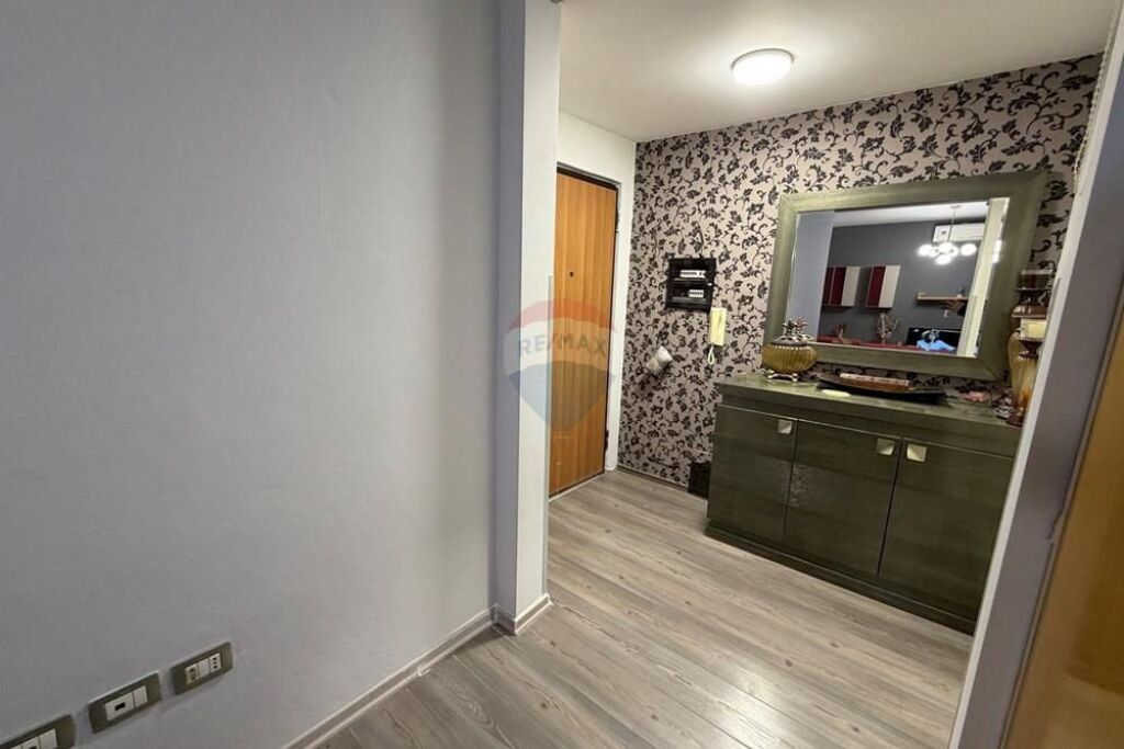 SHITET, APARTAMENT 2+1, FRESKU, TIRANË