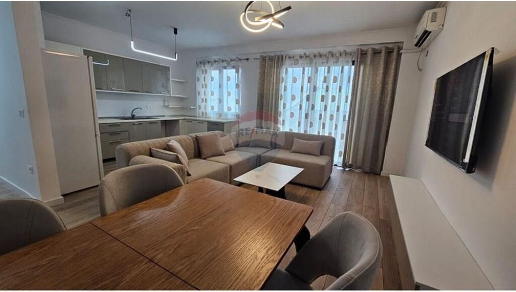 Apartament 2+1 per qira prane Kodra Diellit 1.