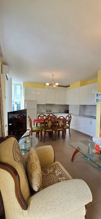 APPARTAMENTO 2+1, VIA ELBASANIT