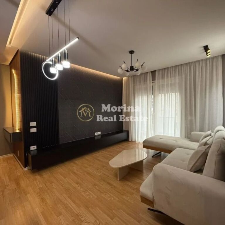Rent | Apartment 2 + 1 | Center | 1200 €/month
