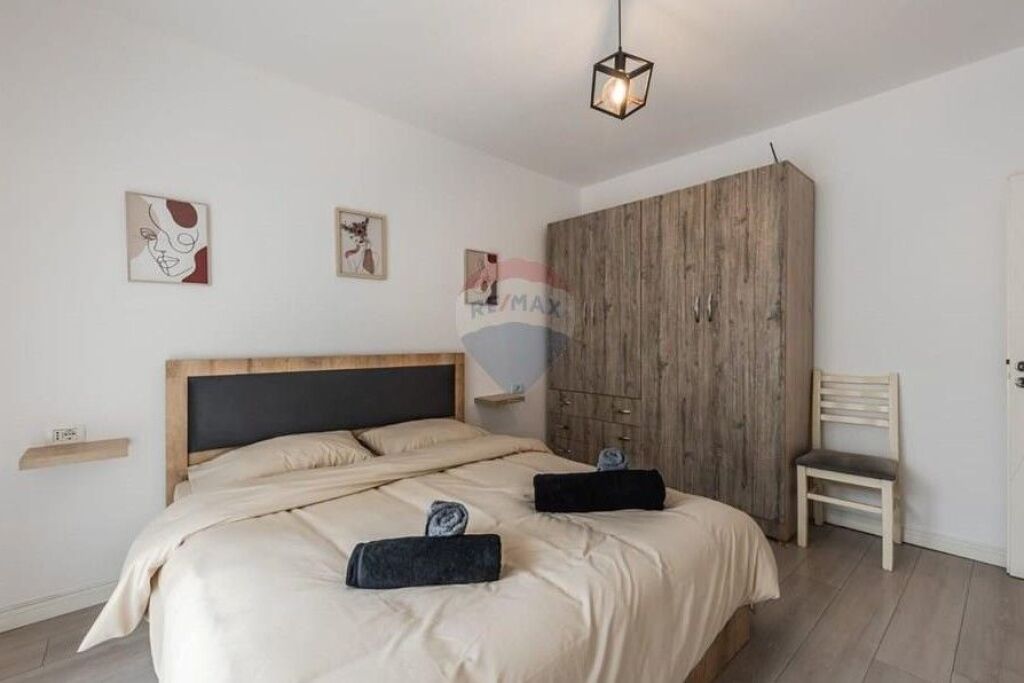 Jepet me qira apartament 2+1 te Pazari i Ri