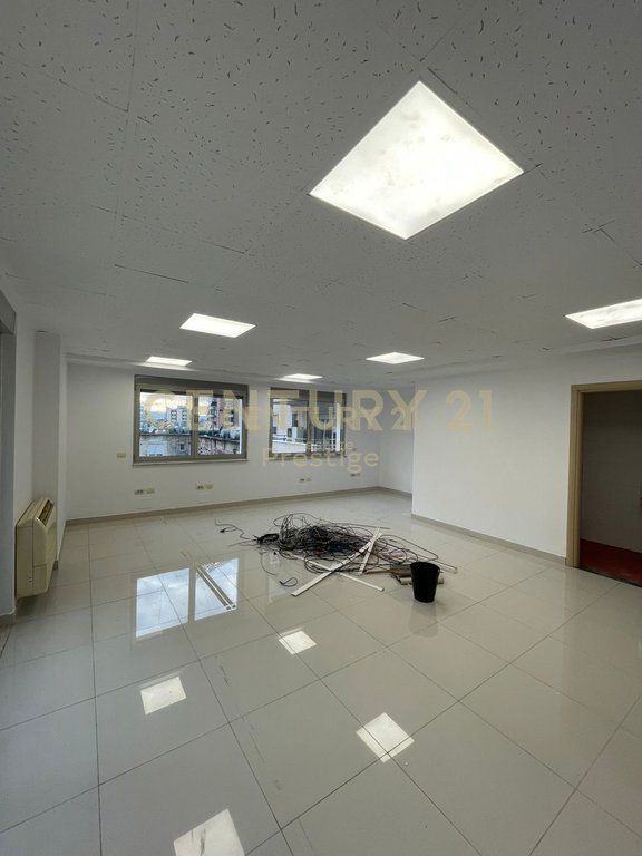 OFFICE SPACE FOR RENT, NEAR THE UNIVERSITY BOOKSTORE, TIRANA!