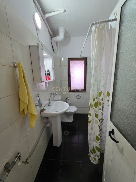 SHITET APARTAMENT 1+1 NE ZONEN E PORCELANIT (MBRAPA U.E.T)