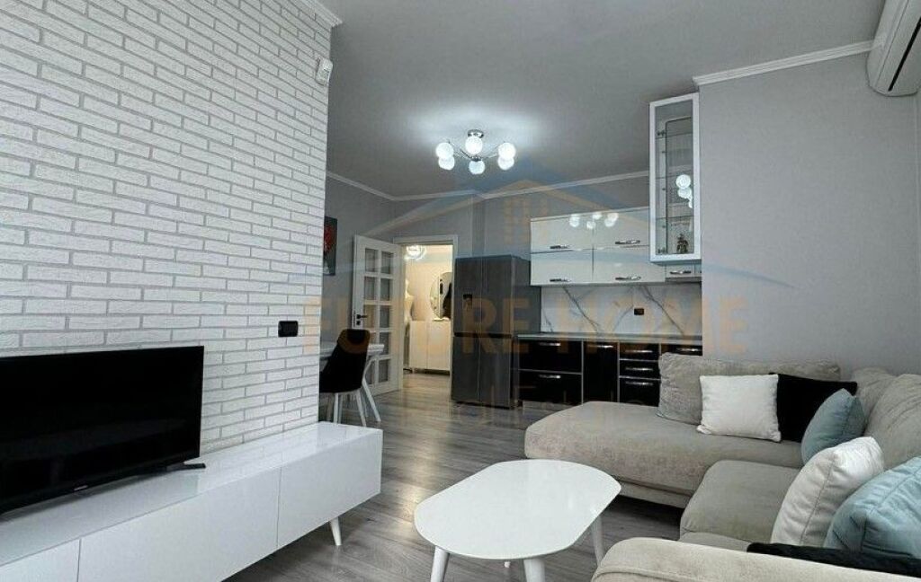 Qera, Apartament 2+1+2 Unaza e Re