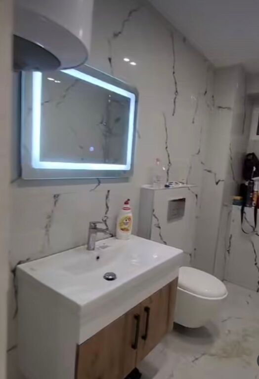 SHOP FOR SALE NEAR 21 DHJETORI 135 000 €