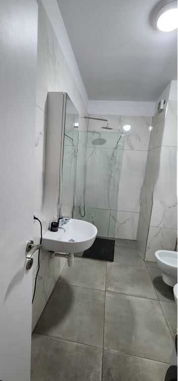 AFFITTASI APPARTAMENTO 1+1 AL COMPLESSO ZIRKON 500 € /Mese