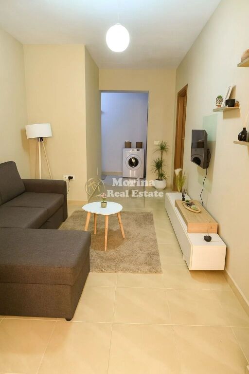 Affitto | Appartamento 1 + 1 | Piazza Skenderbej | 670 €/mese