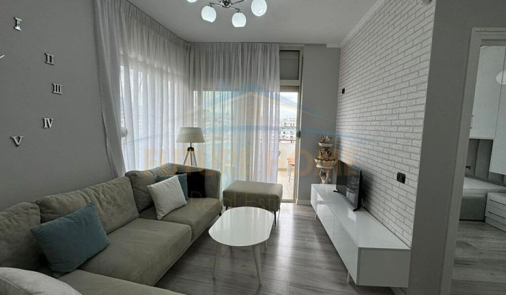 Qera, Apartament 2+1+2 Unaza e Re