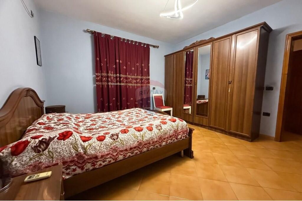 Vile 3 katshe ne shitje prane Siri Kodres!