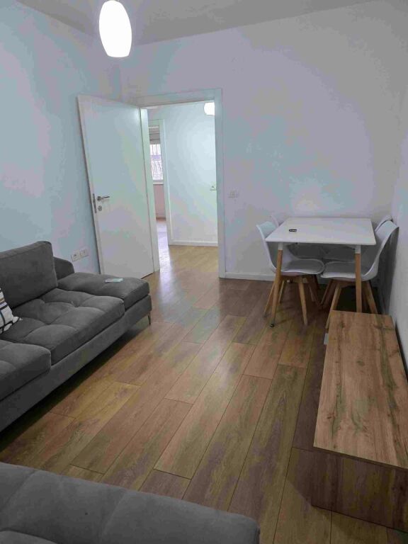 🏠 Jepet me qira apartament 2+1