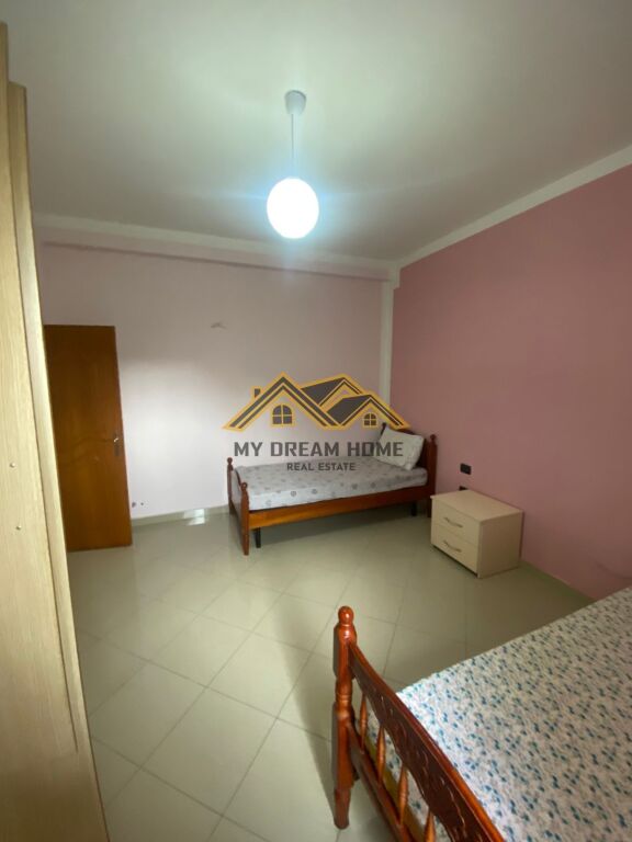 BUSINESS PREMISES FOR RENT (PRIVATE HOUSE 3+1)