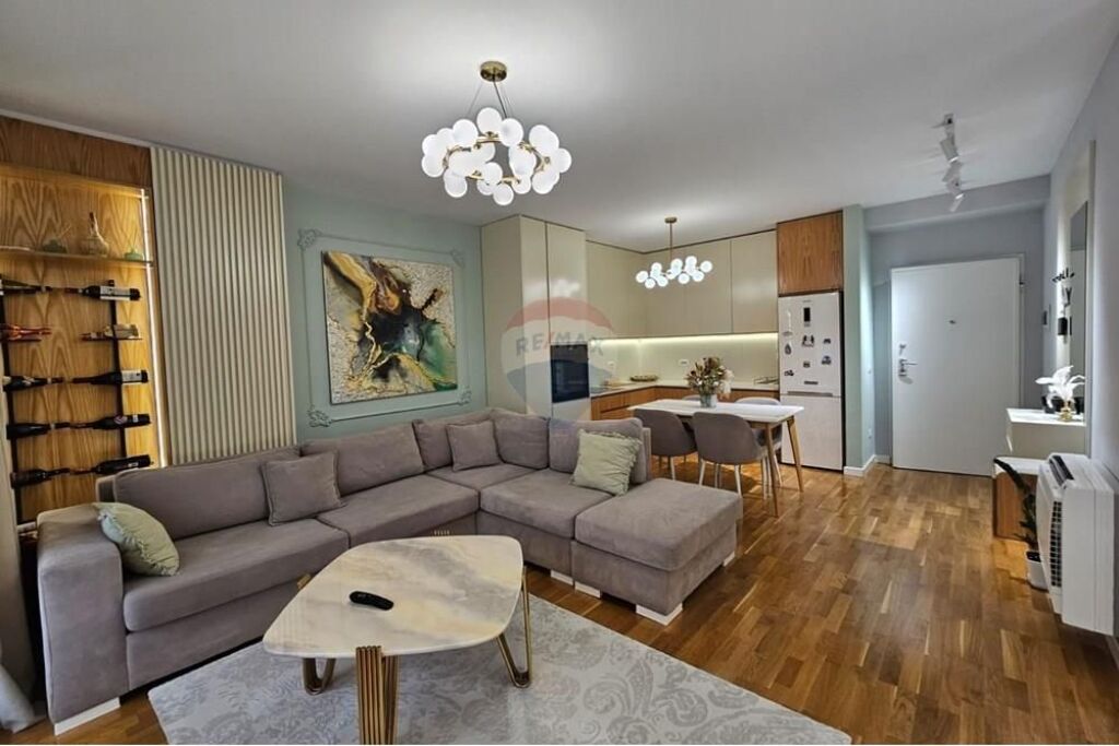 Apartament 1+1 post parkimi per qira ne Qender, tek rruga e Barrikadave