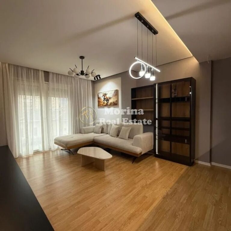 Rent | Apartment 2 + 1 | Center | 1200 €/month