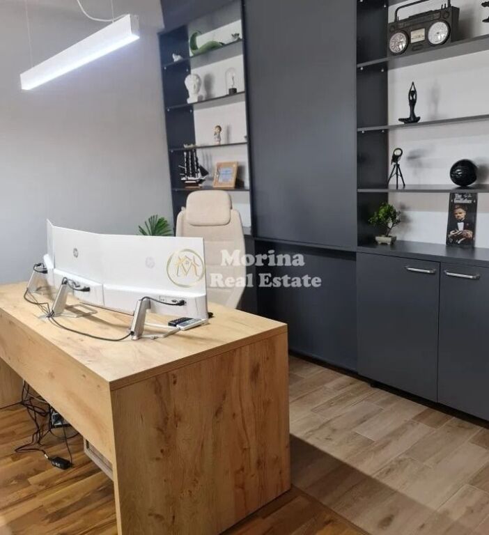 Affitto | Locale Commerciale | 21 Dicembre | 1650 €/mese