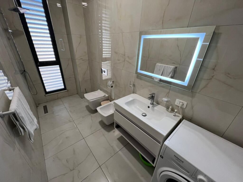 APARTAMENT 2+1+2 PER QERA NE QENDER!
