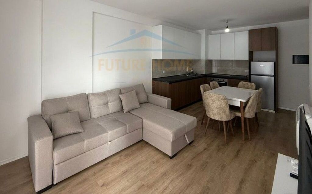 Affitto, Appartamento 2+1+Posto auto, Univers City, Tirane