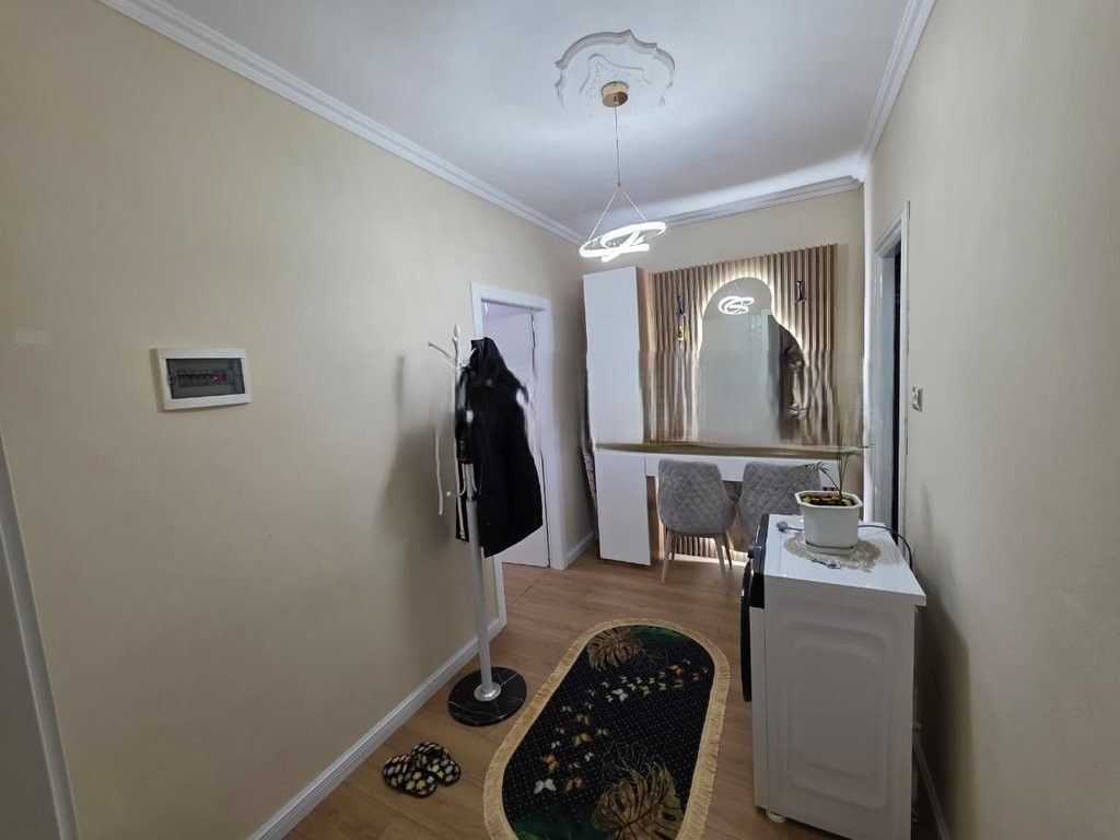 SHITET APARTAMENT 1+1 NE ZONEN E PORCELANIT (MBRAPA U.E.T) 110,000 €