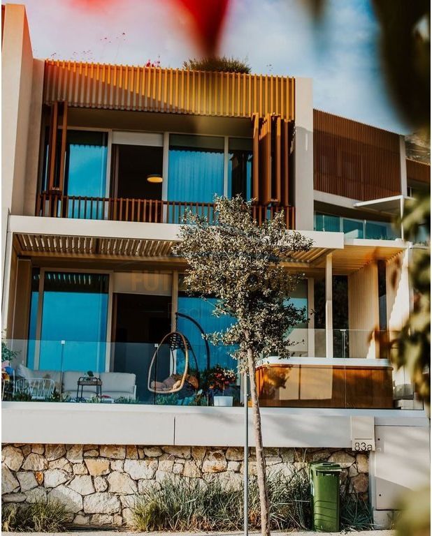 Shitet, Vilë 2-katëshe, ”Green Coast Resort ”