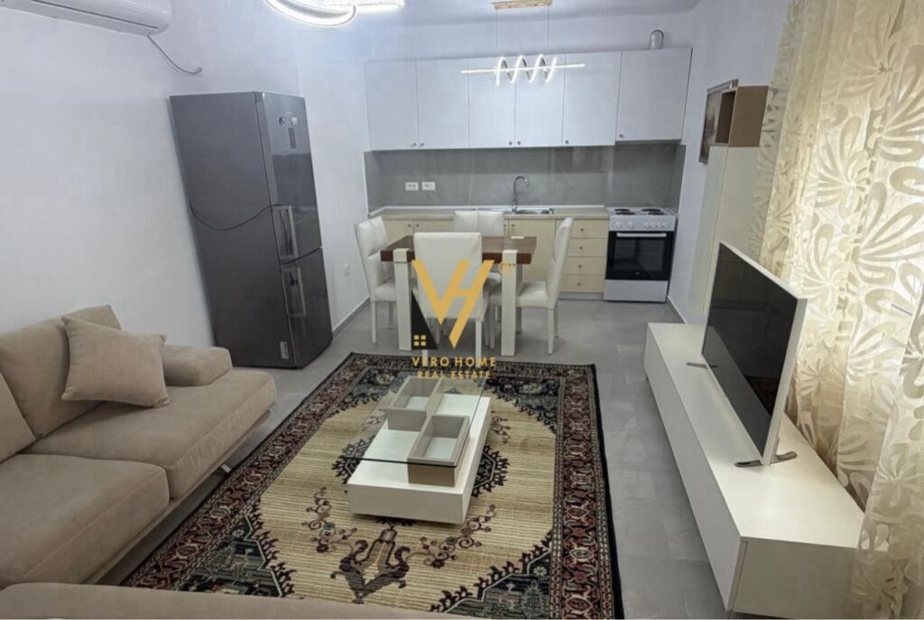 ENTRANCE 2+1 FOR RENT AT THE TRAIN STATION 700 EURO