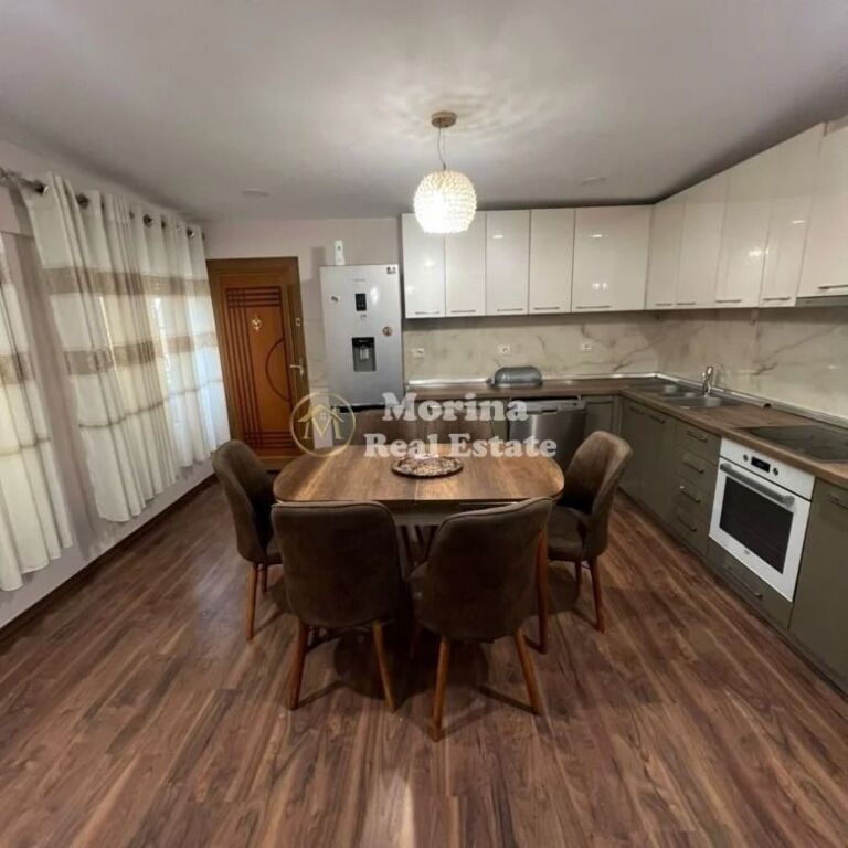 Affitto | Appartamento 3 + 1 | 21 Dicembre | 600 €/mese