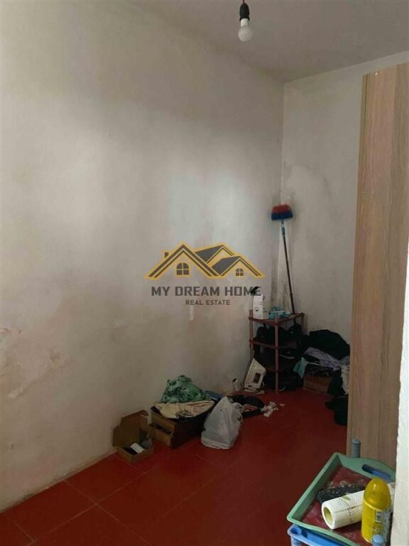 SHITET SHTEPI PRIVATE TEK GJYKATA ,DURRES !