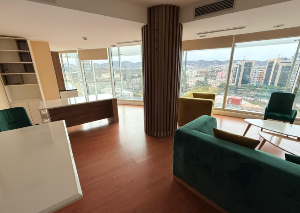 🏢 JEPET AMBIENT ZYRE ME QIRA – ETC, TIRANË  40 m²