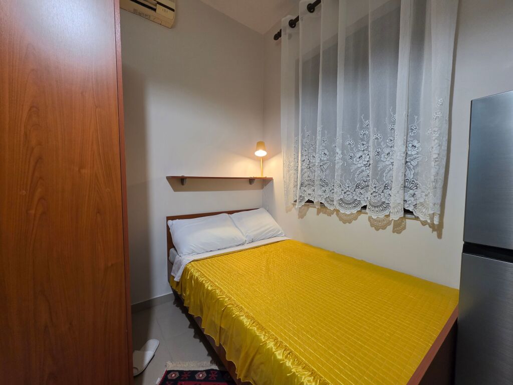 Studio apartment for rent