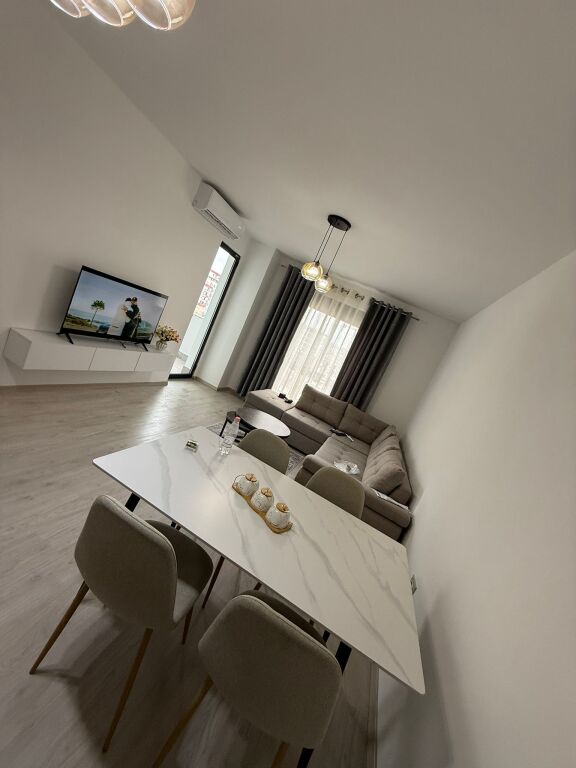 !!Jepet me Qira Apartament 1+1 – Astir, afër Vilës L!!