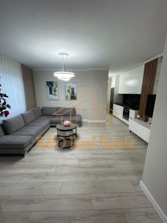 Apartament me qira – Rruga e Kosovareve, pallat i ri