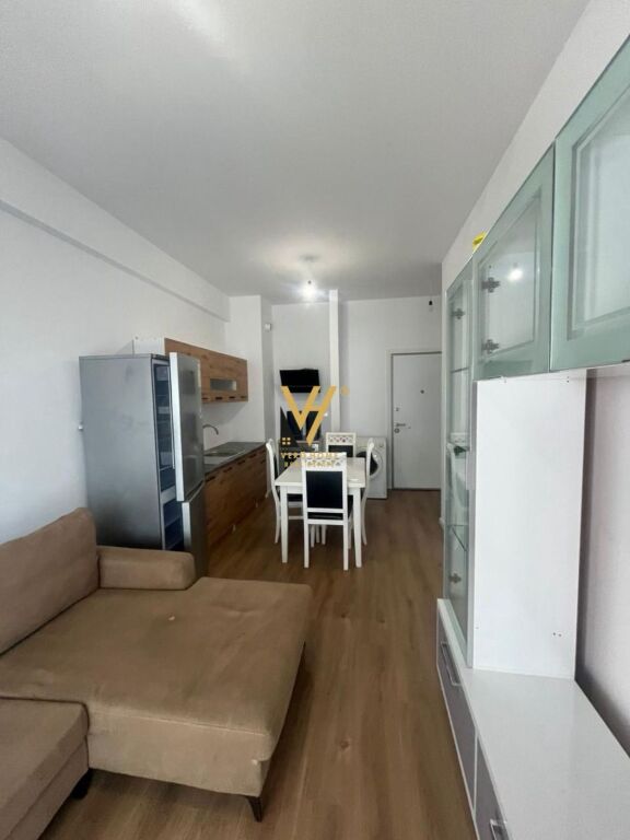 JEPET APARTAMENT 1+1+BLK ME QIRA TE KADIU, ALI DEMI 40.000 LEKE