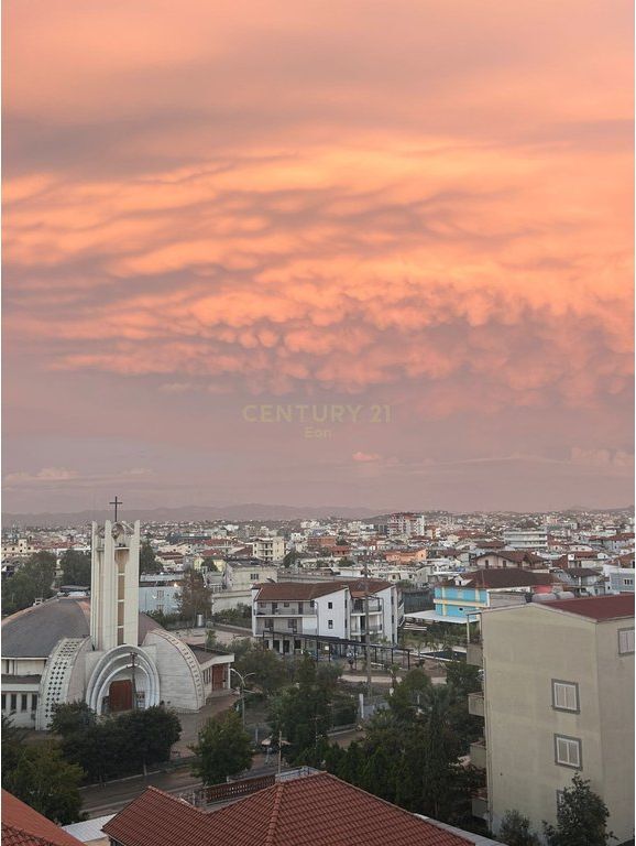 SHITET APARTAMENT 2+1+2 TEK ISH URT NE DURRES