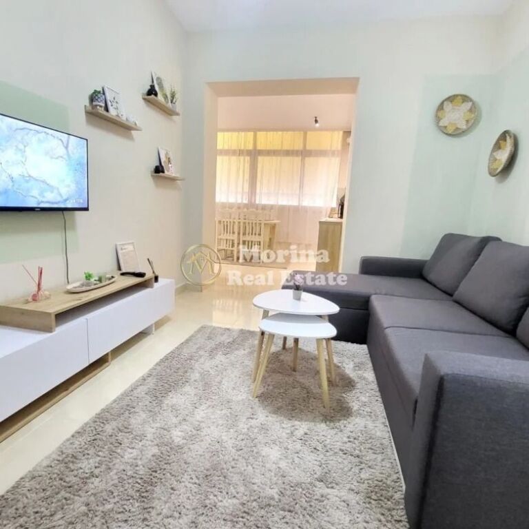 Affitto | Appartamento 1 + 1 | Piazza Skenderbej | 670 €/mese