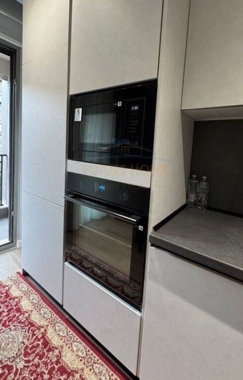 Qera, Apartament 2+1+POST PARKIMI, Shkolla e Kuqe, Tirane