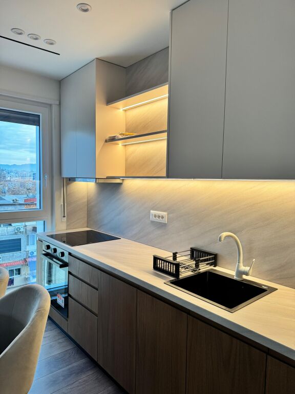 Jepet me qera apartament 1+1 – Xhamllik