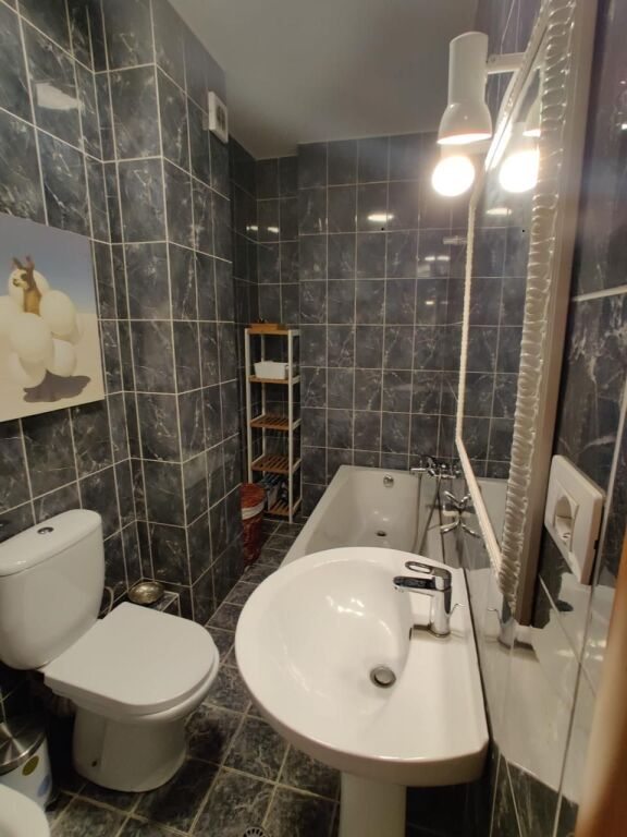 APARTAMENT 2+1 , TE RRUGA E KAVAJËS ‼️