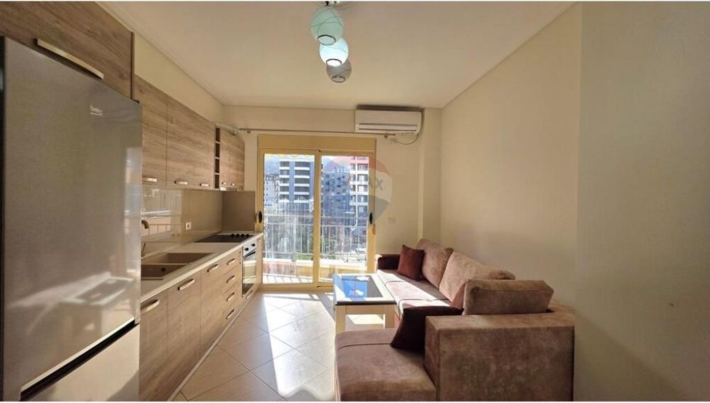 🏖️ Apartment 1+1 for sale– Lungo Mare, Vlorë