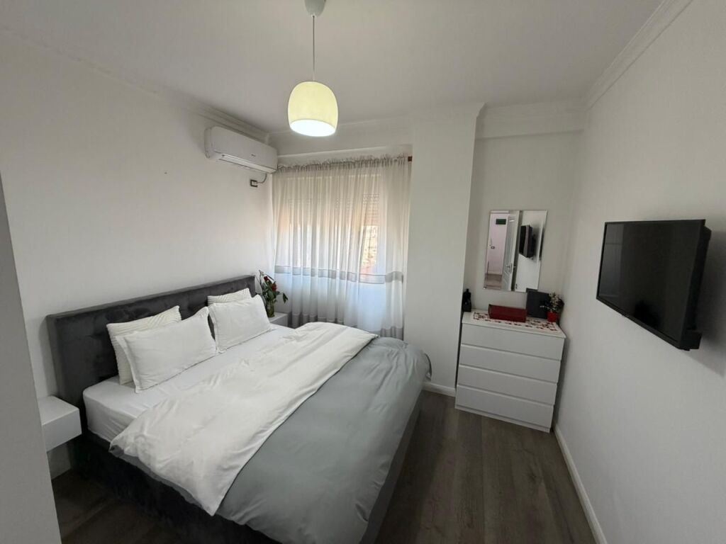 🏡 Shitet apartament 2+1 ne Don Bosko , Disponon Hipotek